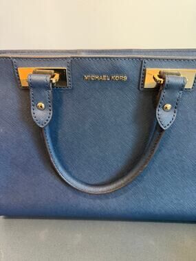 Michael Kors Quinn Satchel Navy Blue Saffiano Leather Top Handle Bag Medium‎